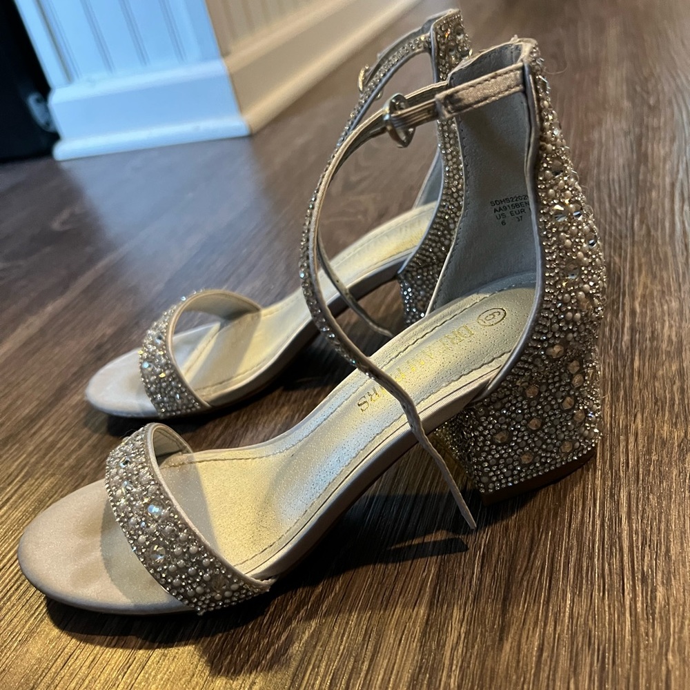 Sparkly wedding shoes